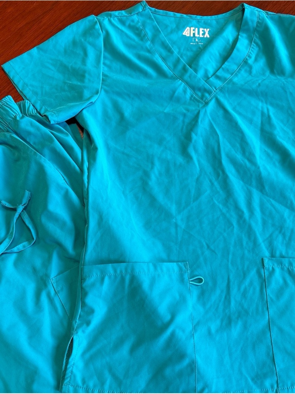 Women's Teal V-Neck Scrub Set